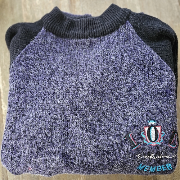 VTG IOU brand sweater - Picture 2 of 8
